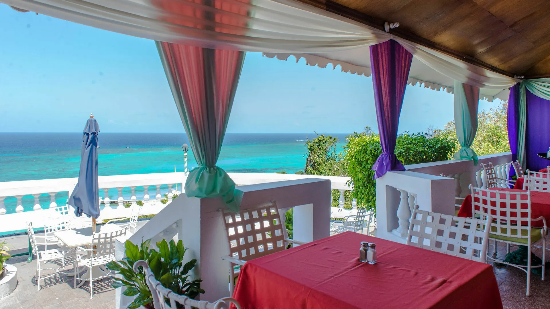 Sky Box Beach Suite At Montego Bay Club 0*,